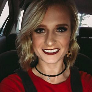 Meet your Posher, Hannah